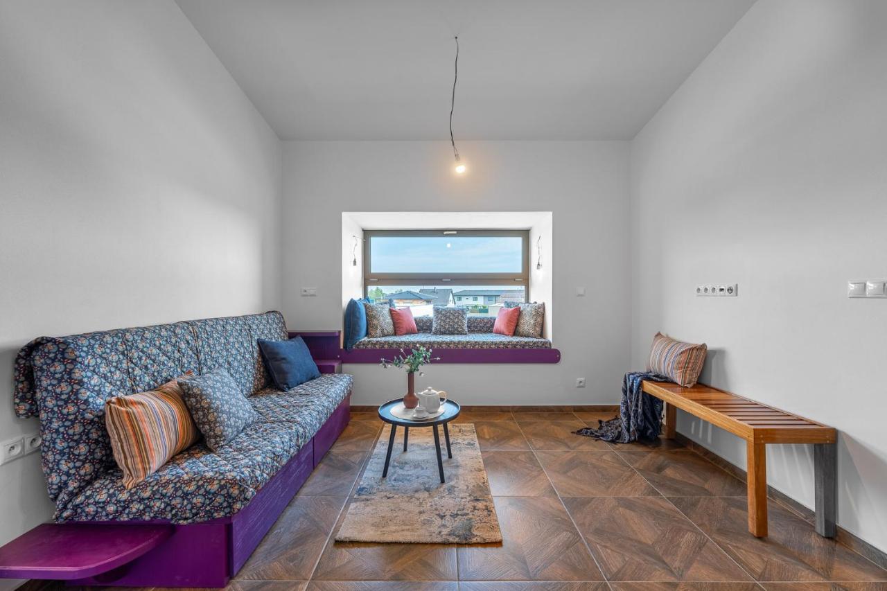 Laskara Garden Apartment By Prague Forest Nové Jirny Exterior foto