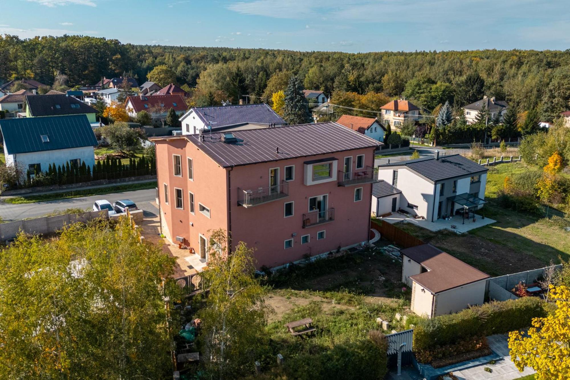 Laskara Garden Apartment By Prague Forest Nové Jirny Exterior foto